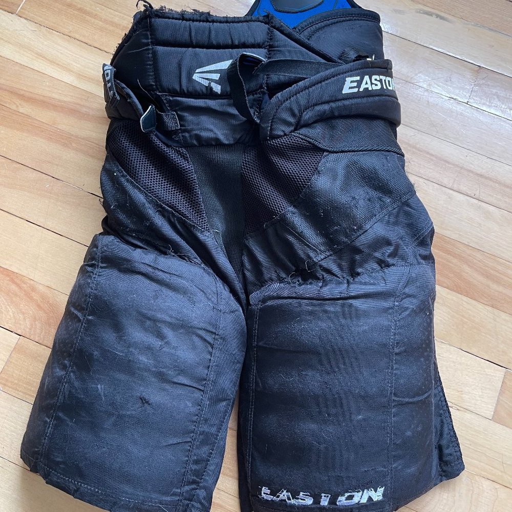 Junior Used Medium Easton Hockey Pants
